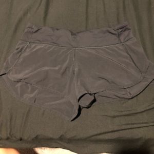 lululemmon athletic shorts